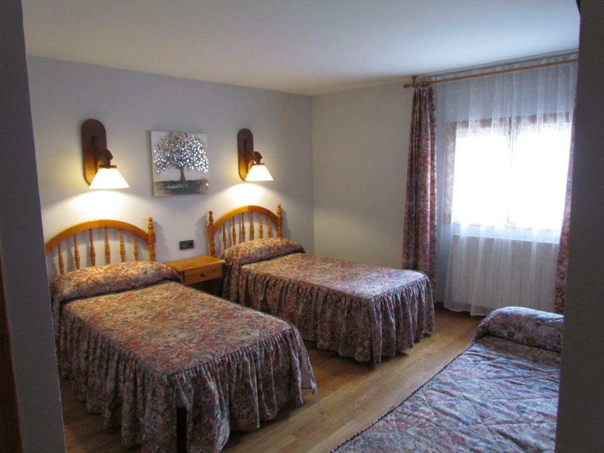 Linás de Broto Hotel Las Nieves מראה חיצוני תמונה