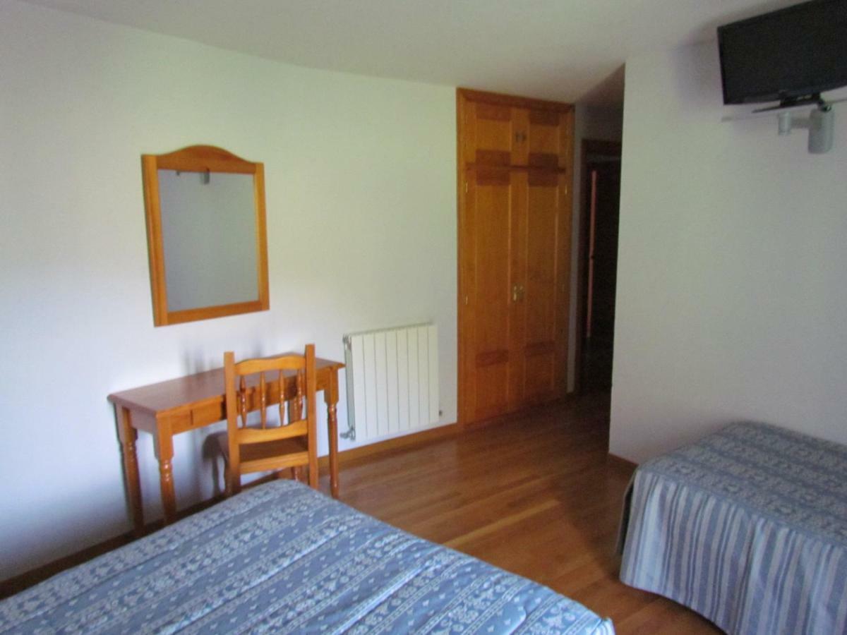 Linás de Broto Hotel Las Nieves מראה חיצוני תמונה