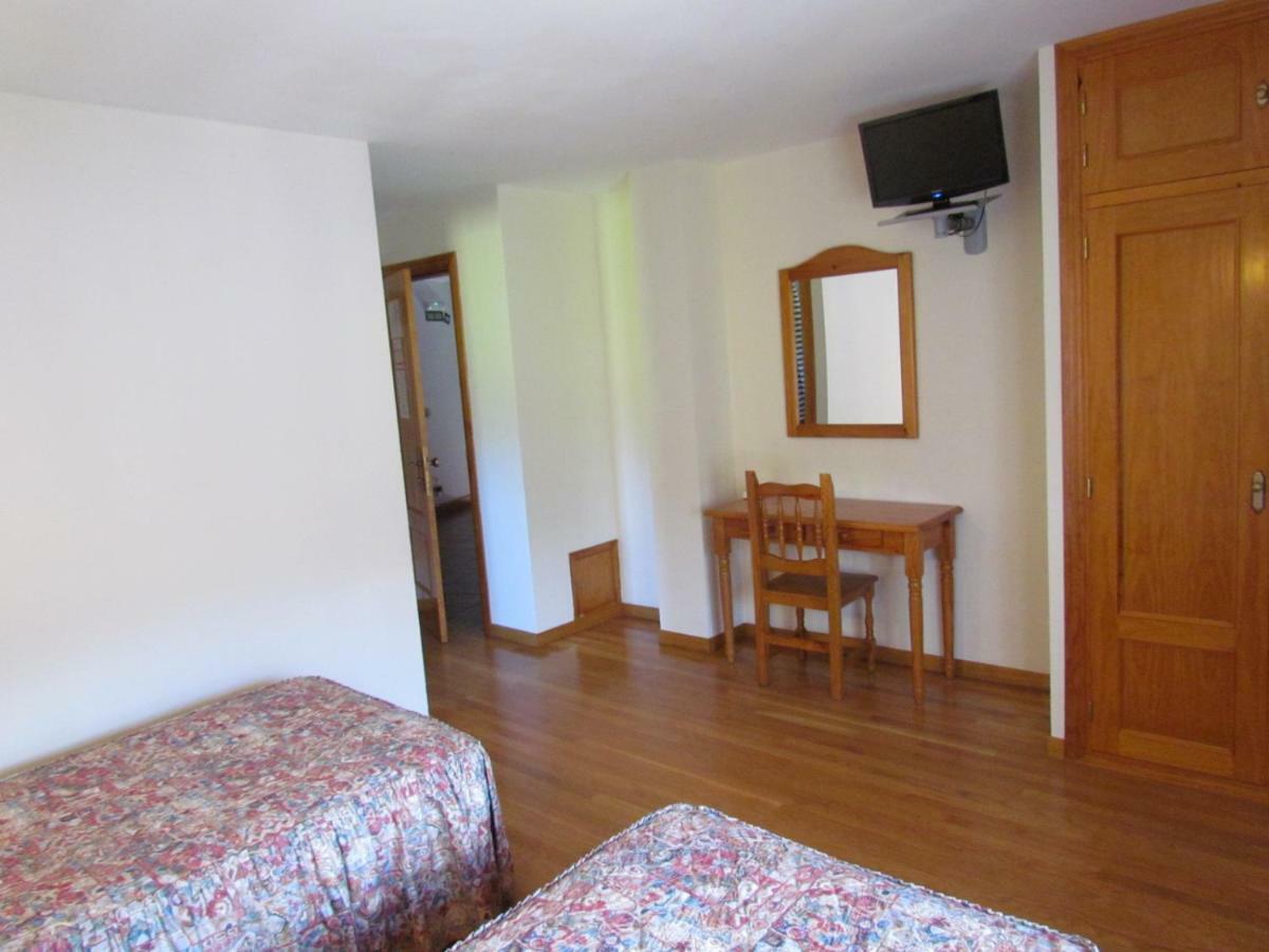 Linás de Broto Hotel Las Nieves מראה חיצוני תמונה